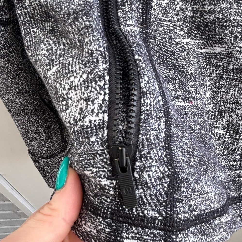Lululemon Women’s Jacquard Define Zip Jacket 8 athleisure workout‎ yoga travel